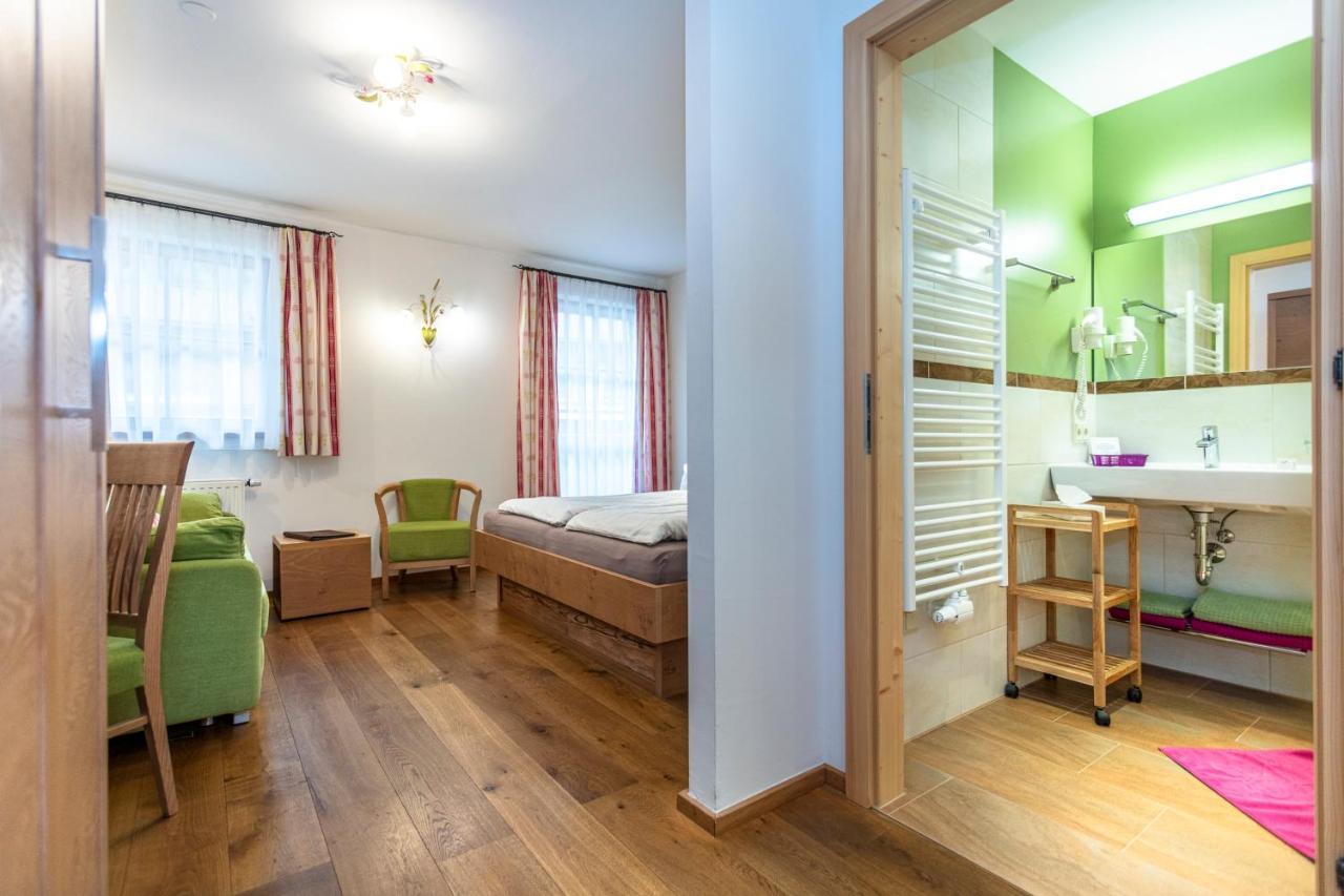 Brandstatthof Leogang Bed & Breakfast エクステリア 写真